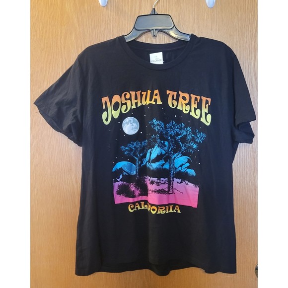 NWT Joshua Tree Graphic Tee Size 2XL - Picture 1 of 3